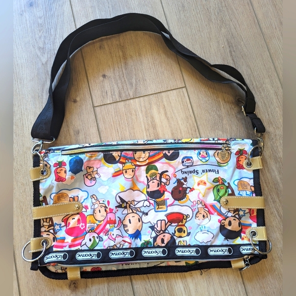 Lesportsac Handbags - LeSportSac TokiDoki Foldover Ciao Ciao Bag in 'Paradiso'